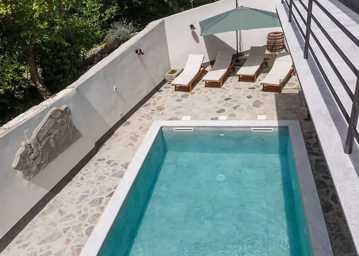 Holiday home Unit_type_terraced_house With Pool 55425 Grizane-Belgrad